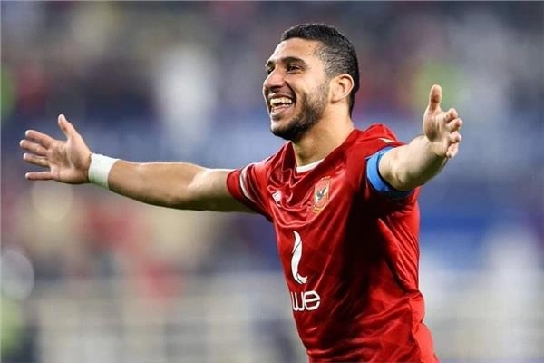 الأهلي يستقر على بديل ربيعة