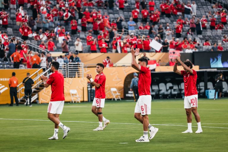 الأهلي يفاجئ جماهيره بتصرف مثير