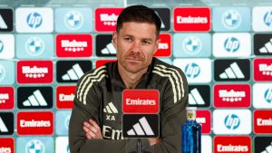 ألونسو يطالب ريال مدريد بحسم صفقة من الدوري الإيطالي