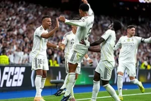 نجم ريال مدريد يشعل المنافسة بين ليفربول ومانشسنر يونايتد