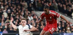 مدرب ليفربول يكشف مدة غياب إيزاك وموقف المصابين من مباراة ولفرهامبتون