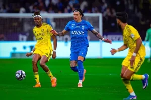 ترتيب الدوري السعودي بعد تعادل الهلال مع القادسية والاتحاد أمام الفتح