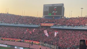 هتافات قوية من جماهير الأهلي قبل مباراة الجيش وتجاهل إمام عاشور.. فيديو